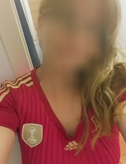 Agnes, 35