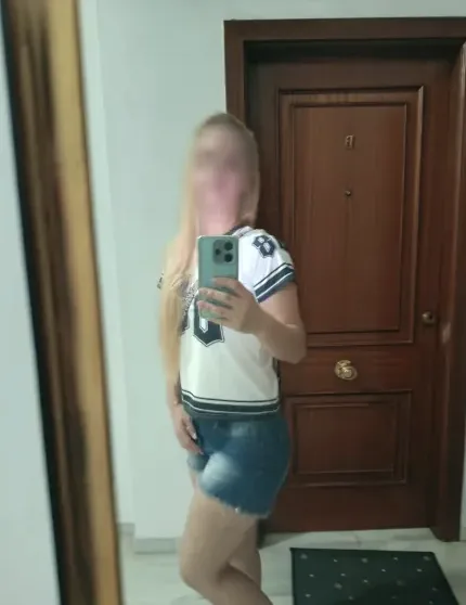 Christina, 38