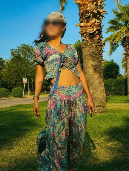 Frederikke, 33