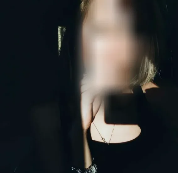 Luna, 28