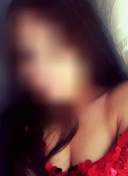 Malou, 30