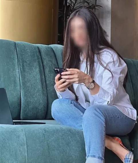 Marianne, 38