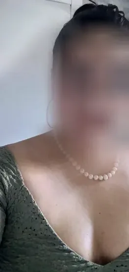 Nora, 39