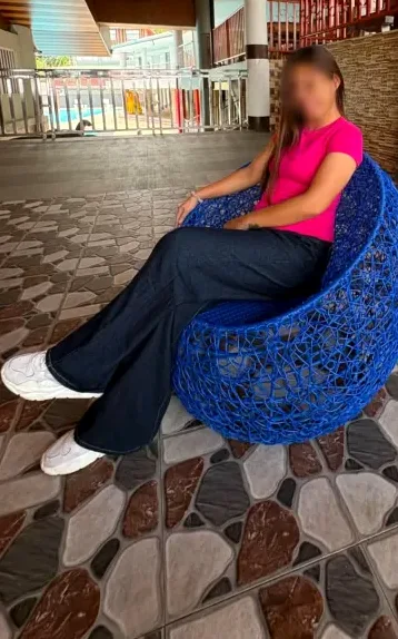 Sanne, 36