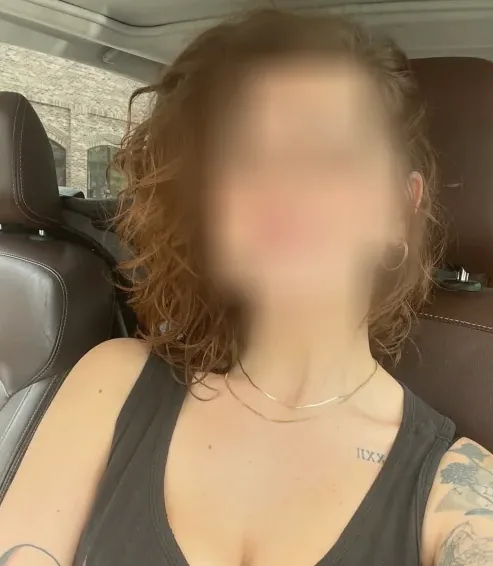 Signe, 39