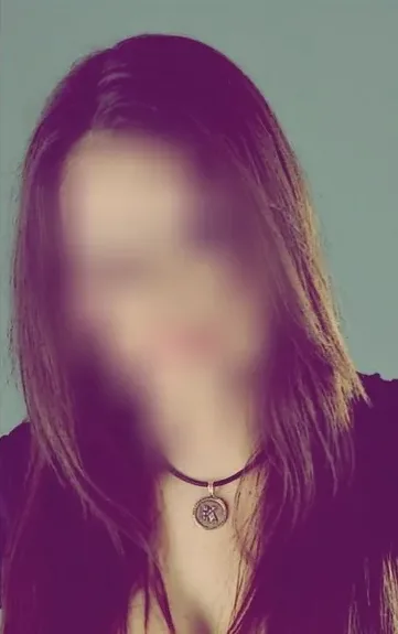 Simone, 31