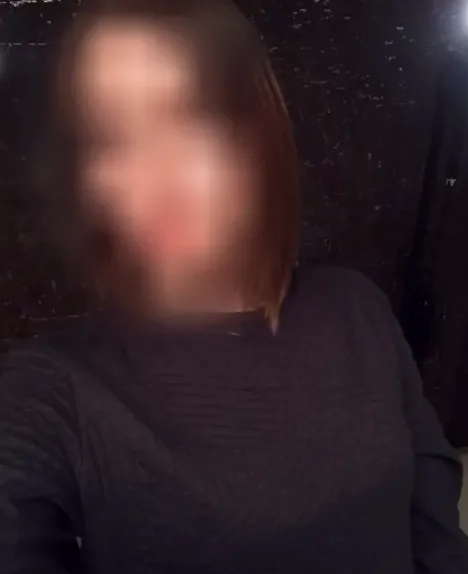 Tilde, 24