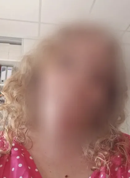 Tina, 29